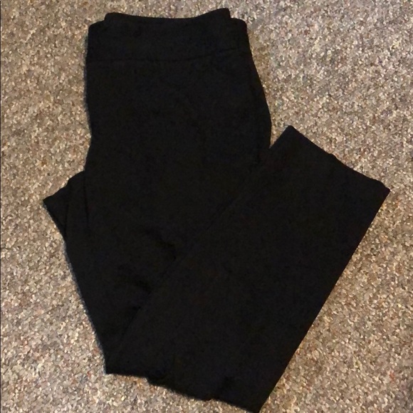 Vince Camuto Pants - Used pant size 12 by Vince camuto